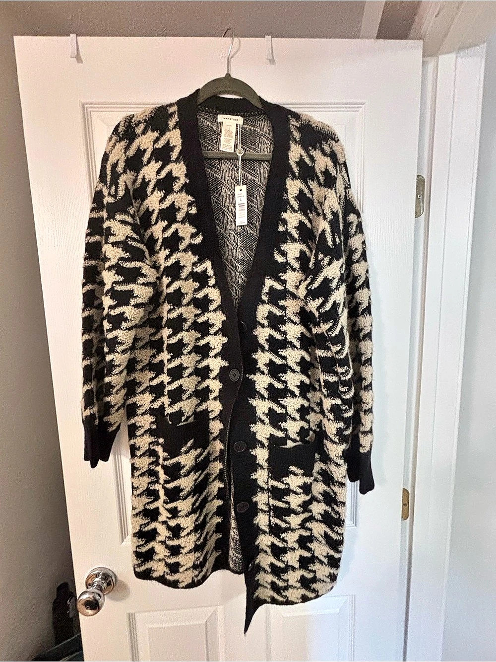 Max Studio Open Front Houndstooth Cardigan Houndstooth Cardigan in Black & White